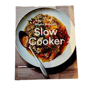 Brand new Martha Stewart Slow Cooker Cook Book